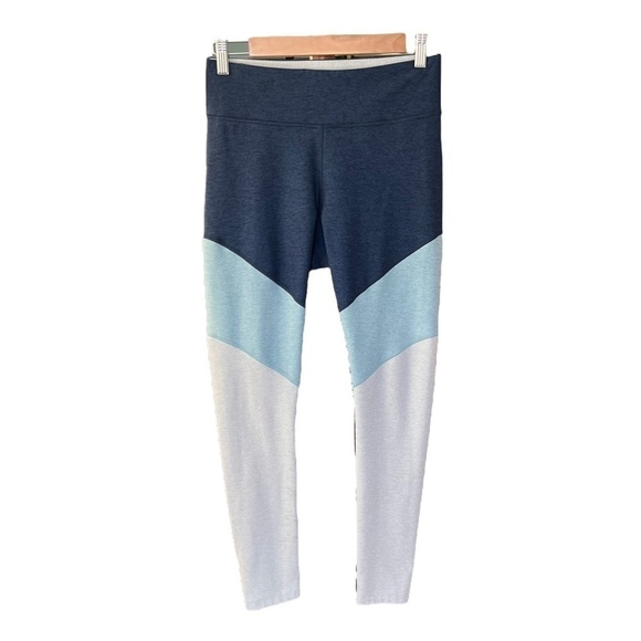 Outdoor Voices - TriColor Spring Navy Blur Mid Rise 7/8 Leggings Sz Medium - Picture 1 of 6